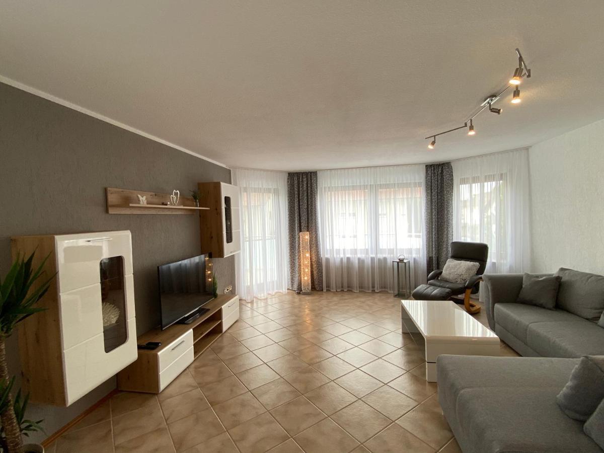 Elviras Apartment Зинген Стая снимка