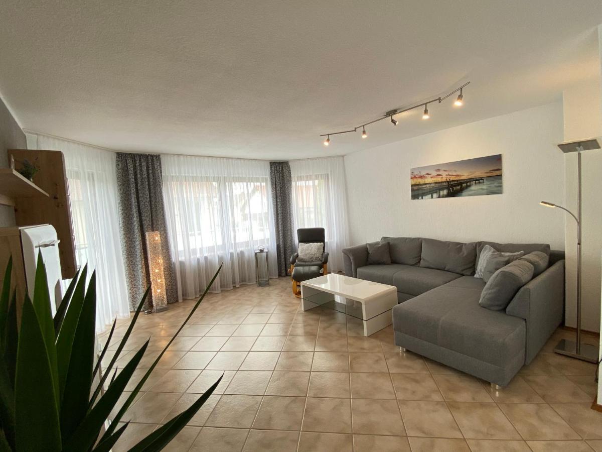 Elviras Apartment Зинген Стая снимка